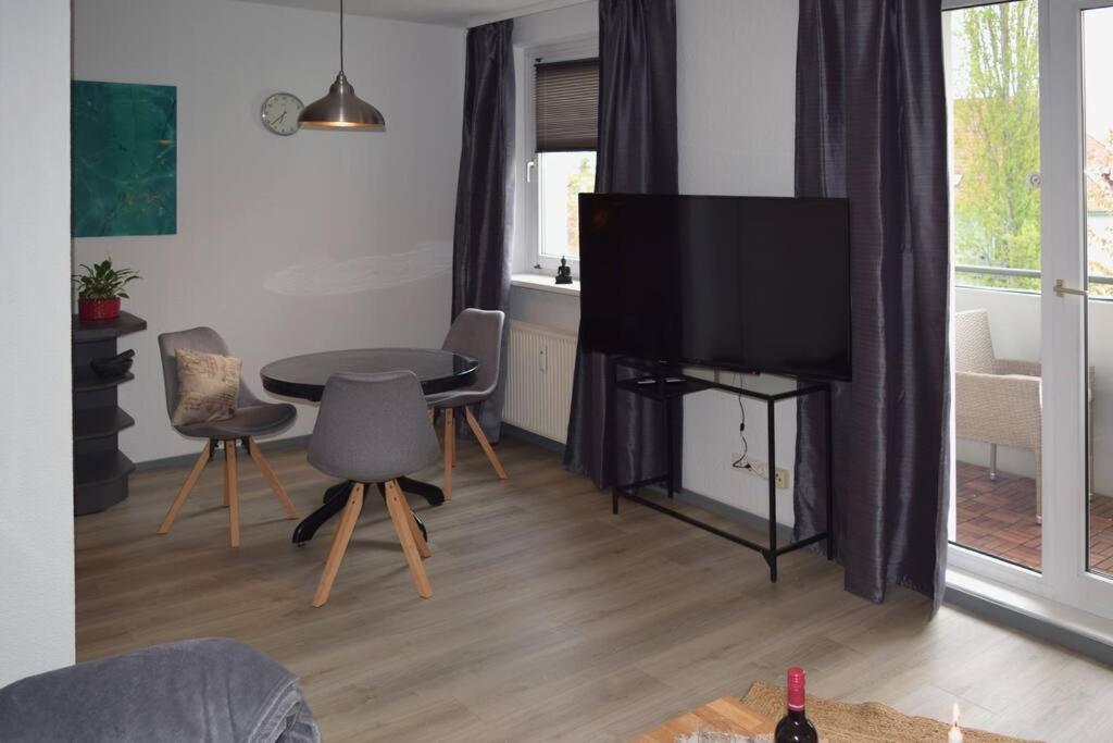 Md-5 Stadtfeld Beimsstrasse 81 - Appartement Domblick - Parkplatz - Balkon - 2Einzelbetten - Schlafsofa Magdeburgo Exterior foto