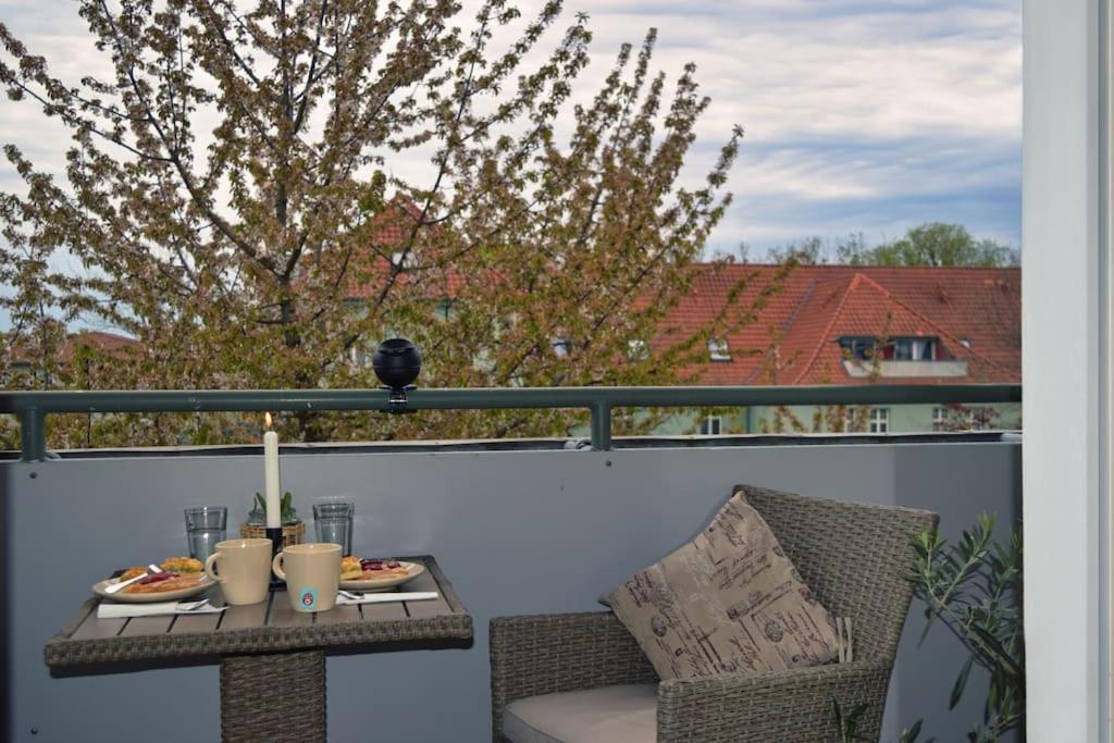 Md-5 Stadtfeld Beimsstrasse 81 - Appartement Domblick - Parkplatz - Balkon - 2Einzelbetten - Schlafsofa Magdeburgo Exterior foto